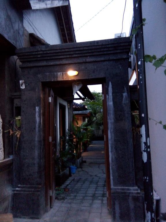 발리 사누르 Wisna House 아파트 외부 사진